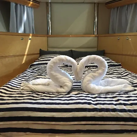 Yacht Aus Deutschland, 25 Meter *