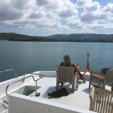 Yacht Aus Deutschland, 25 Meter Πλωτό κατάλυμα